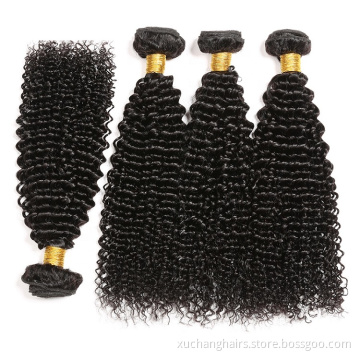 Onbewerkte 100% Remy Hair Extension weeft bundels Bundels Peruaanse en Braziliaanse mensenhaar inslag Krullende goedkope goedkope menselijke haarbundels verkoper